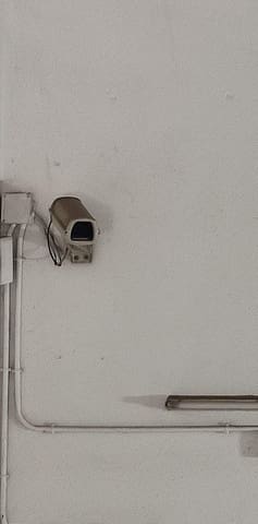 Garage till salu i Cornellà de Llobregat - 9 999 € (Ref: 9171345)