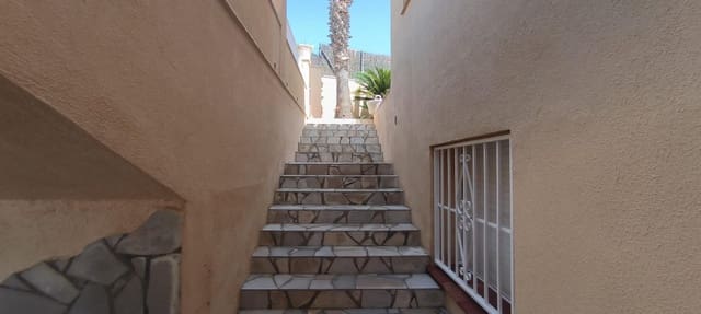 5 soverom Villa til salgs i Calafell med svømmebasseng - € 429 000 (Ref: 9173375)