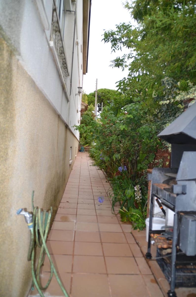 4 soveværelse Villa til salg i Segur de Calafell med swimmingpool garage - € 370.000 (Ref: 9176408)