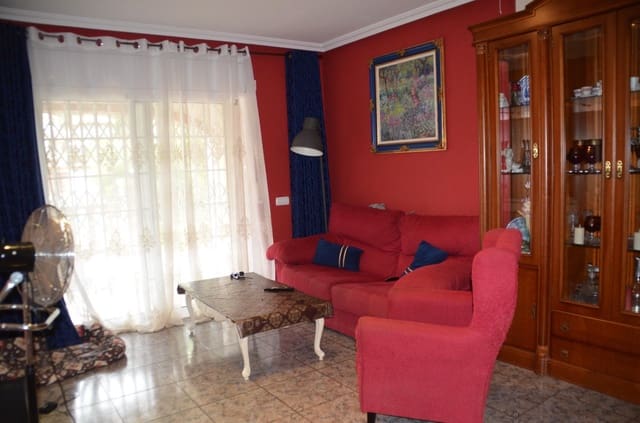 4 soverom Villa til salgs i Segur de Calafell, Calafell med svømmebasseng garasje - € 370 000 (Ref: 9176408)