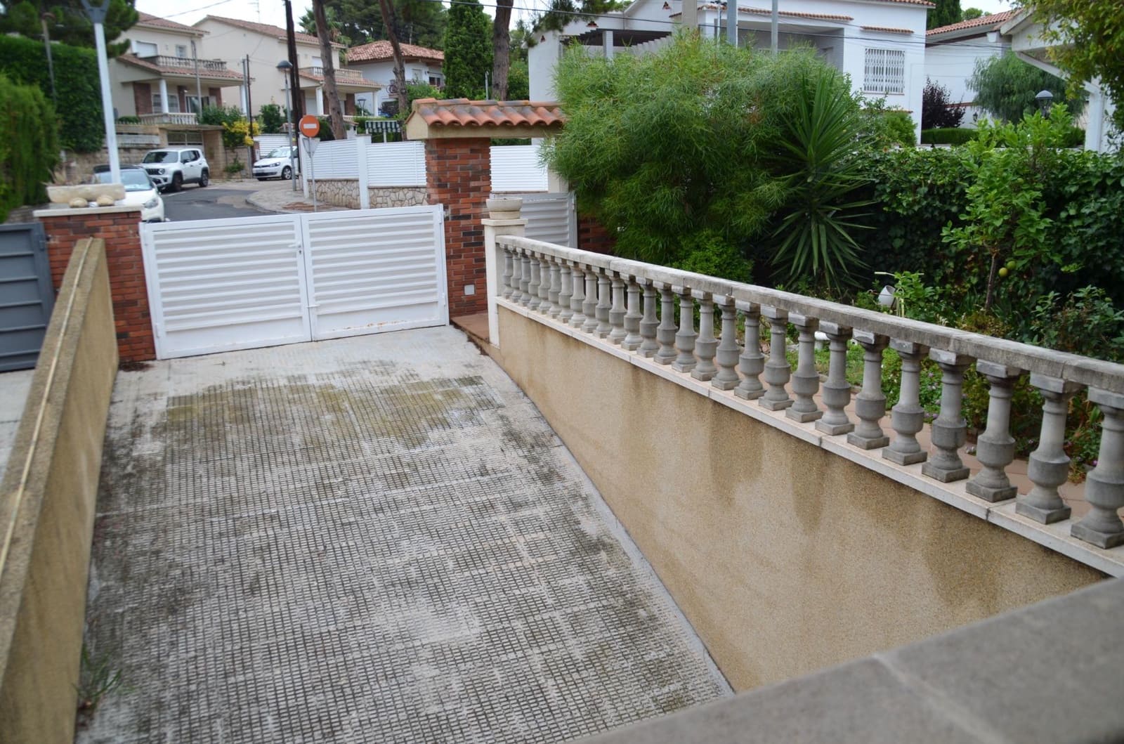 4 soveværelse Villa til salg i Segur de Calafell med swimmingpool garage - € 370.000 (Ref: 9176408)