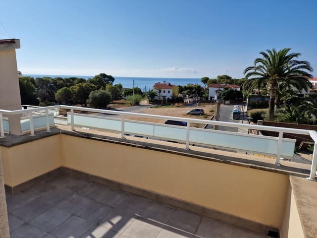 4 soverom Hus til salgs i Torredembarra med garasje - € 286 000 (Ref: 9180923)