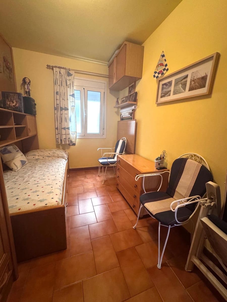 4 soveværelse Lejlighed til salg i Torredembarra med garage - € 215.000 (Ref: 9195458)