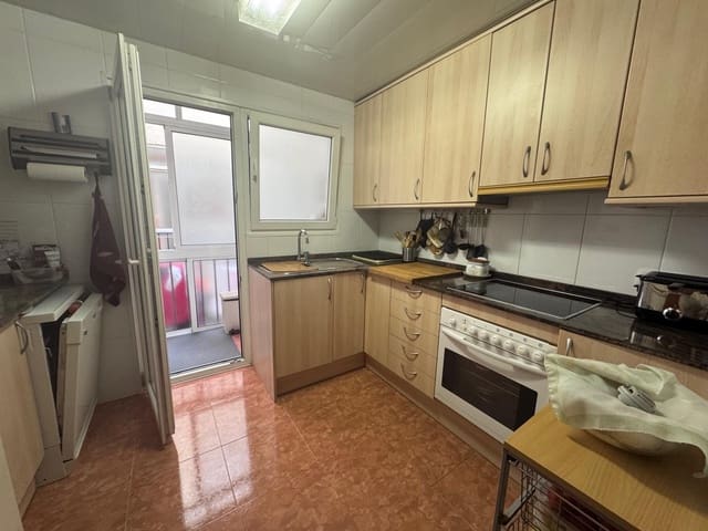 4 soverom Leilighet til salgs i Torredembarra med garasje - € 215 000 (Ref: 9195458)