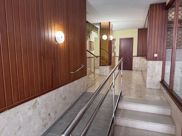 4 soverom Leilighet til salgs i Torredembarra med garasje - € 215 000 (Ref: 9195458)