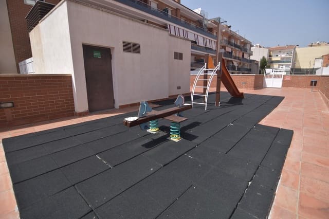 3 slaapkamer Flat te koop in El Vendrell met zwembad - € 231.864 (Ref: 9202372)