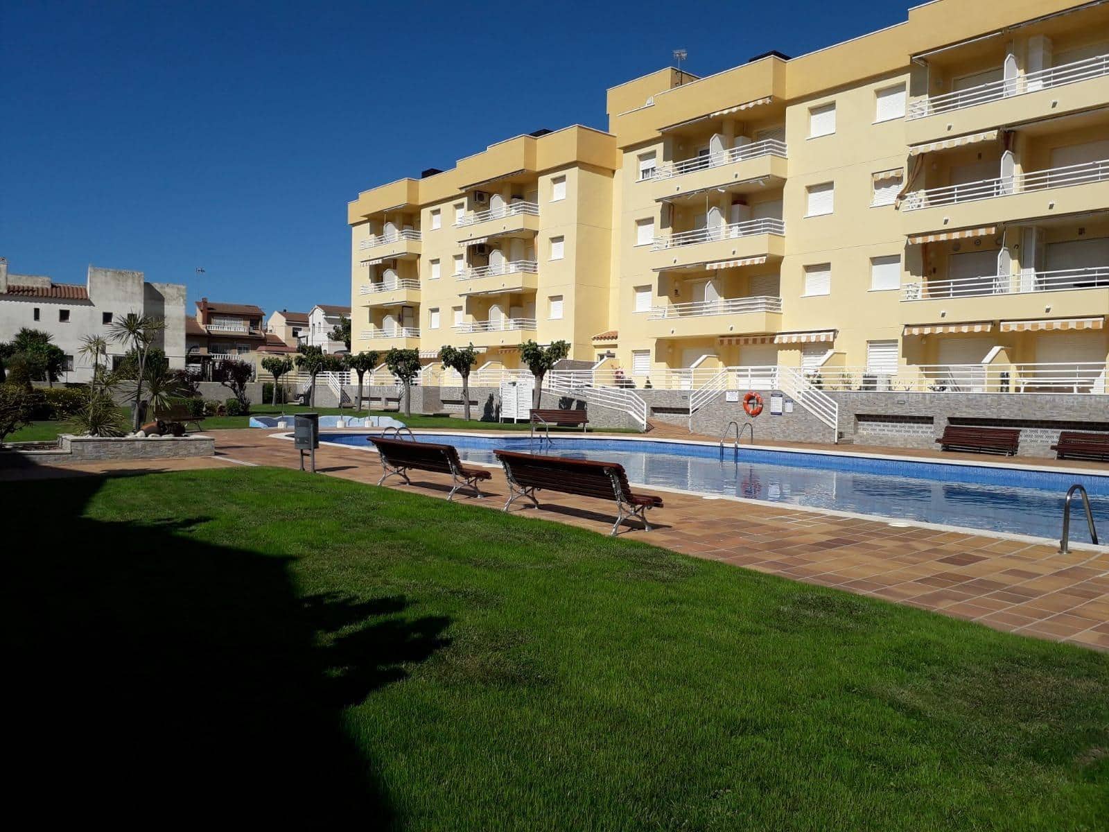 4 sovrum Radhus till salu i Torredembarra med pool - 260 000 € (Ref: 9208253)