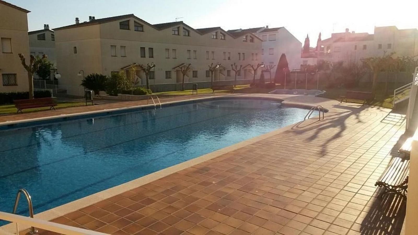 4 sovrum Radhus till salu i Torredembarra med pool - 260 000 € (Ref: 9208253)