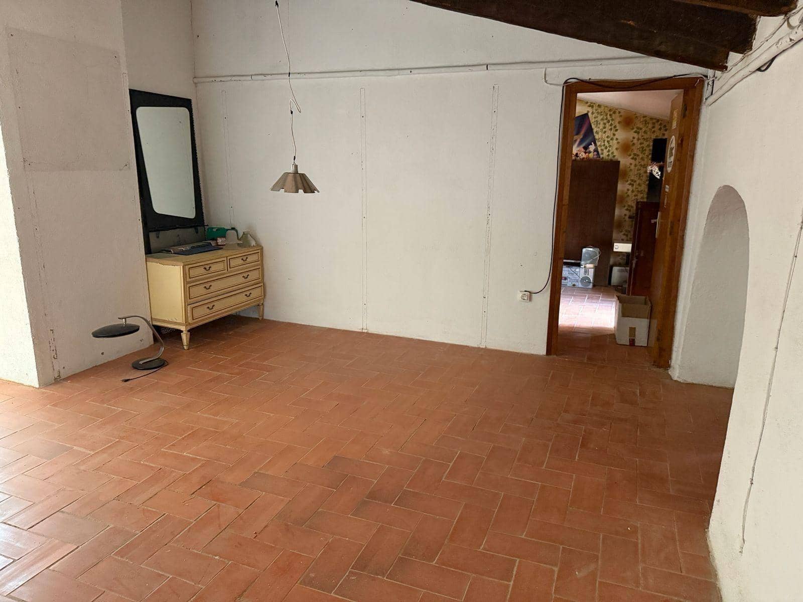 4 soverom Hus til salgs i Masllorenc med garasje - € 200 000 (Ref: 9236839)