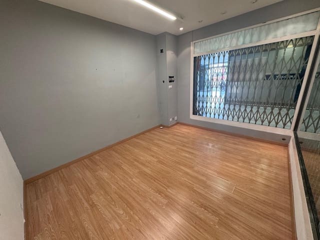 Kommersiell till salu i Torredembarra - 29 000 € (Ref: 9243314)