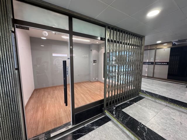 Kommersiell till salu i Torredembarra - 29 000 € (Ref: 9243314)