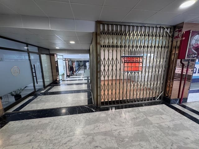 Kommersiell till salu i Torredembarra - 29 000 € (Ref: 9243314)