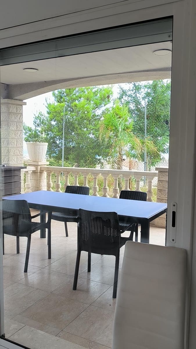 5 soverom Villa til salgs i Segur de Calafell med svømmebasseng garasje - € 475 000 (Ref: 9264421)