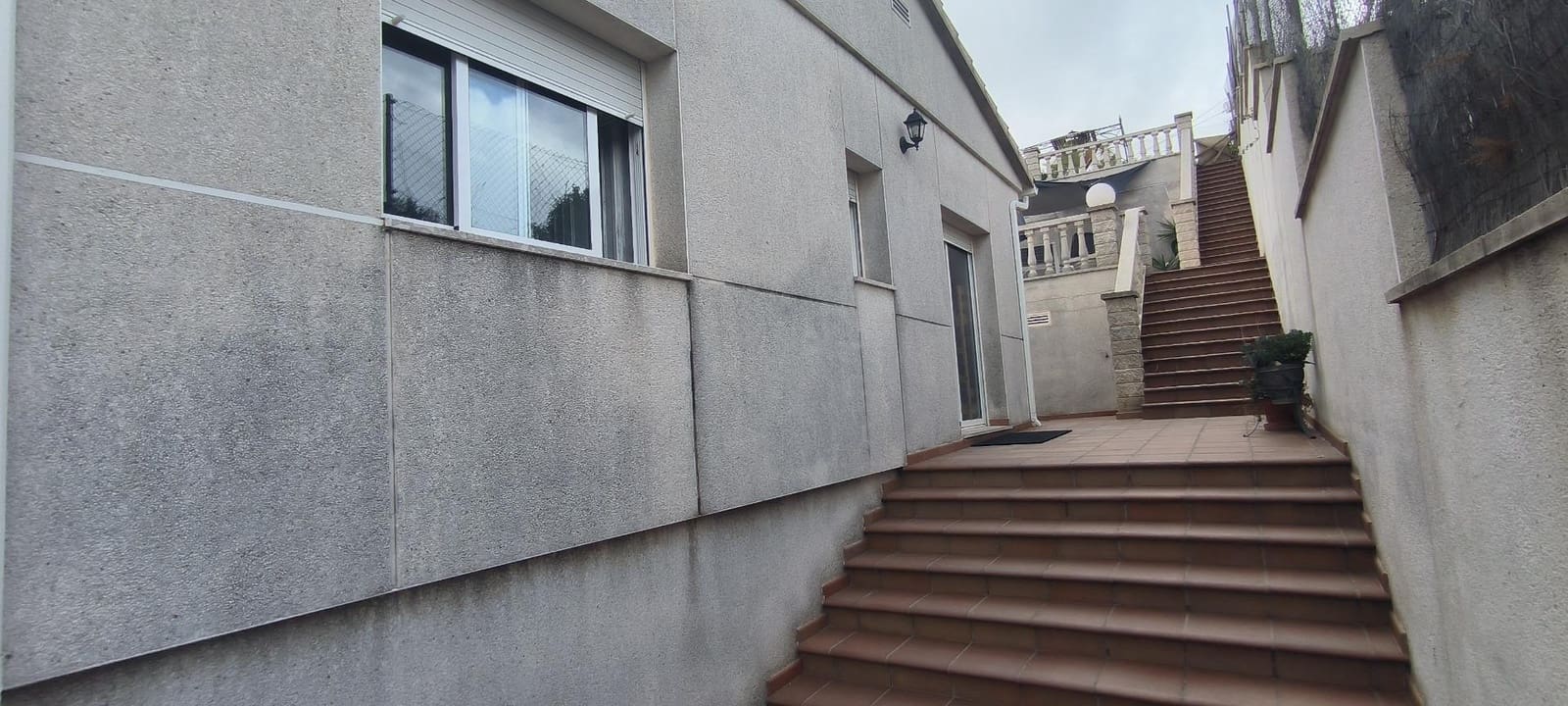 5 soverom Villa til salgs i Segur de Calafell med svømmebasseng garasje - € 475 000 (Ref: 9264421)