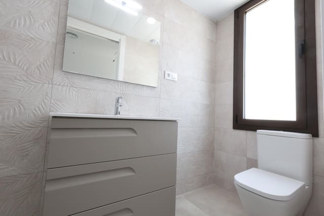 3 bedroom Terraced Villa for sale in Banyeres del Penedès with garage - € 275,000 (Ref: 9264422)