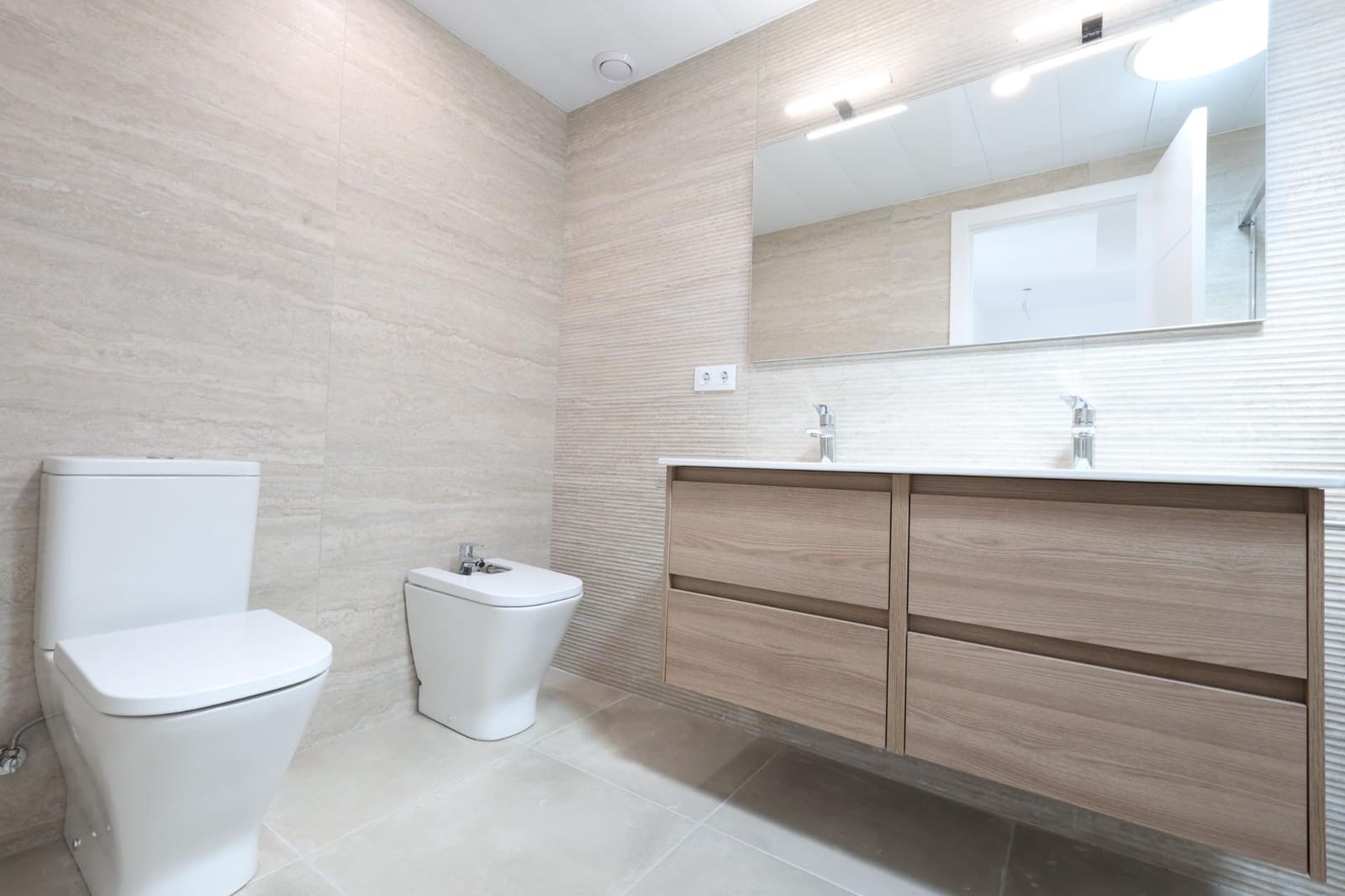 3 soveværelse Rækkehus til salg i Banyeres del Penedes med garage - € 275.000 (Ref: 9264422)