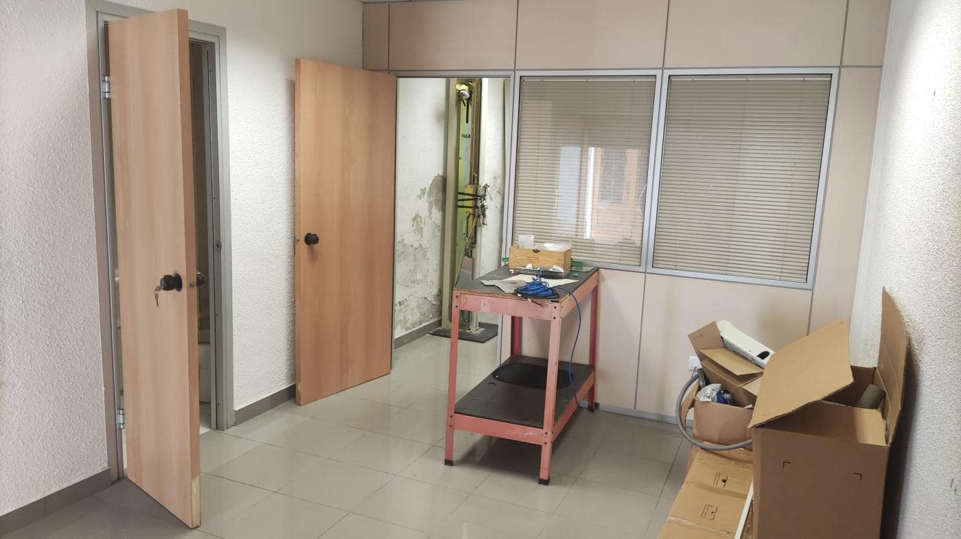 Gewerbe zu vermieten in Creixell - 350 € (Ref: 9282119)