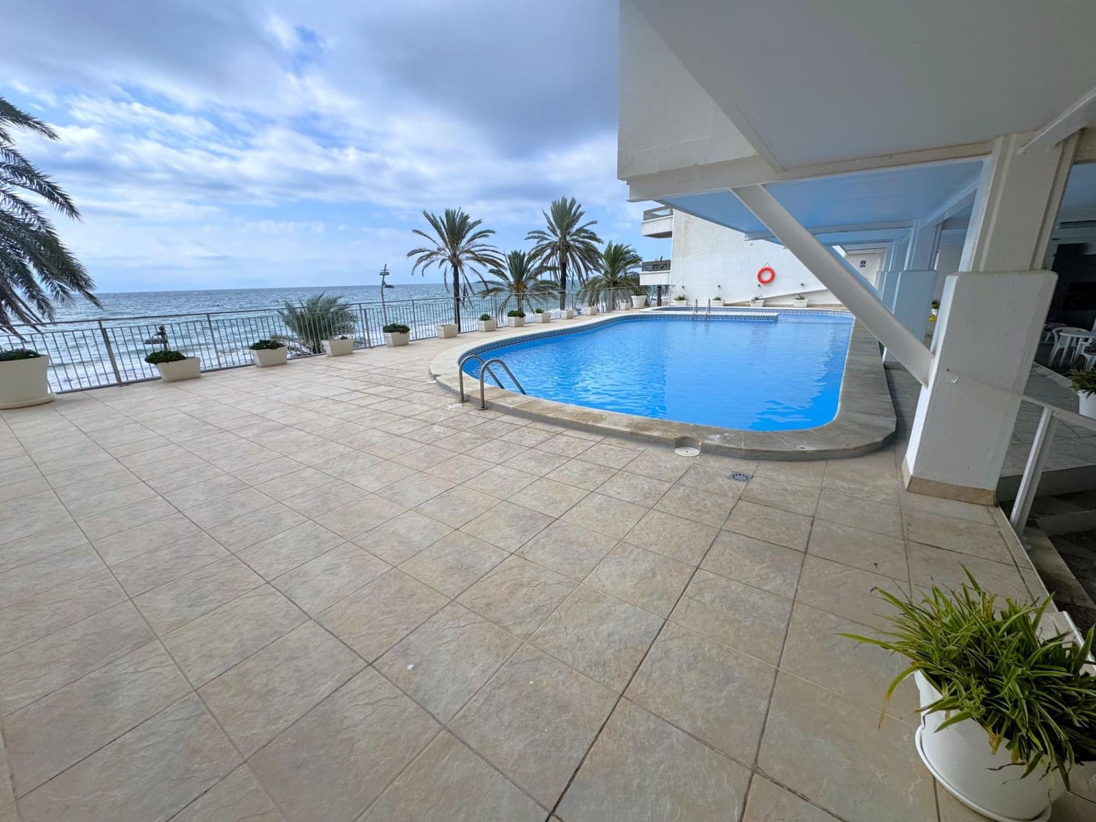 3 soverom Leilighet til salgs i Calafell med svømmebasseng garasje - € 390 000 (Ref: 9285164)