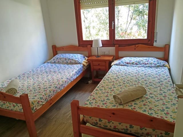 3 bedroom Penthouse for rent in Torredembarra - € 750 (Ref: 9294319)