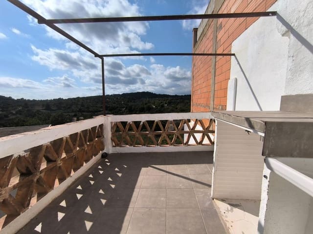 9 bedroom Townhouse for sale in La Pobla de Montornès - € 188,000 (Ref: 9300998)