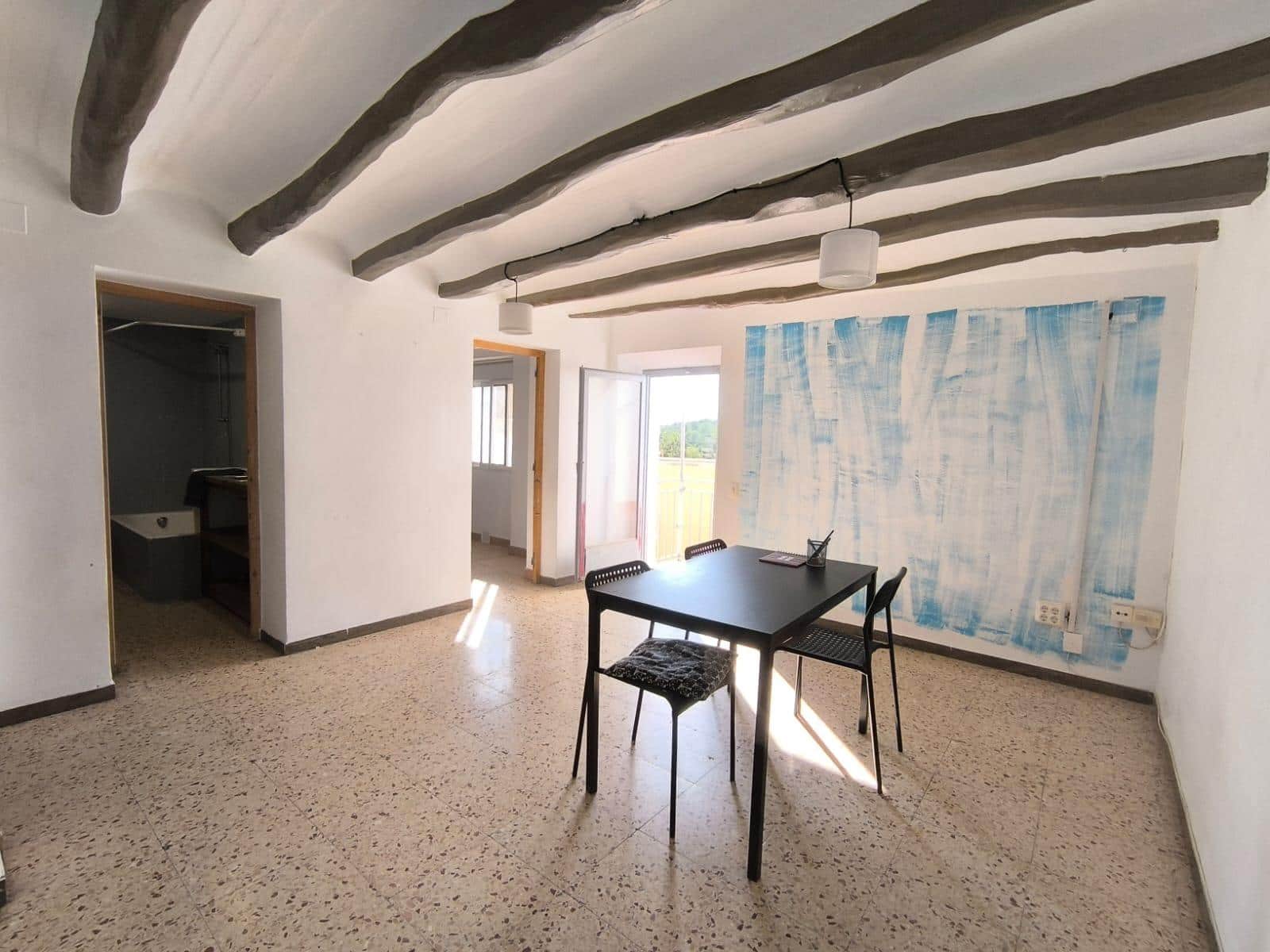 9 bedroom Townhouse for sale in La Pobla de Montornes - € 188,000 (Ref: 9300998)