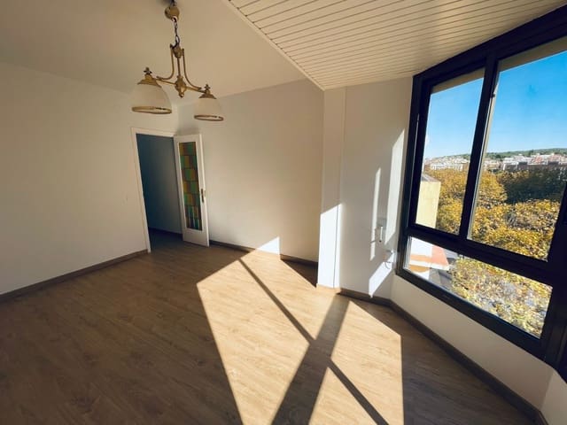 Piso de 3 habitaciones en El Vendrell en venta - 175.000 € (Ref: 9321849)