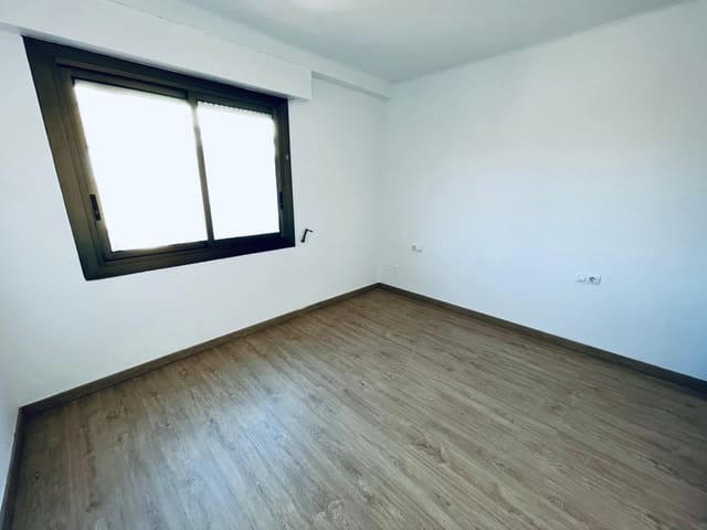 Piso de 3 habitaciones en El Vendrell en venta - 175.000 € (Ref: 9321849)