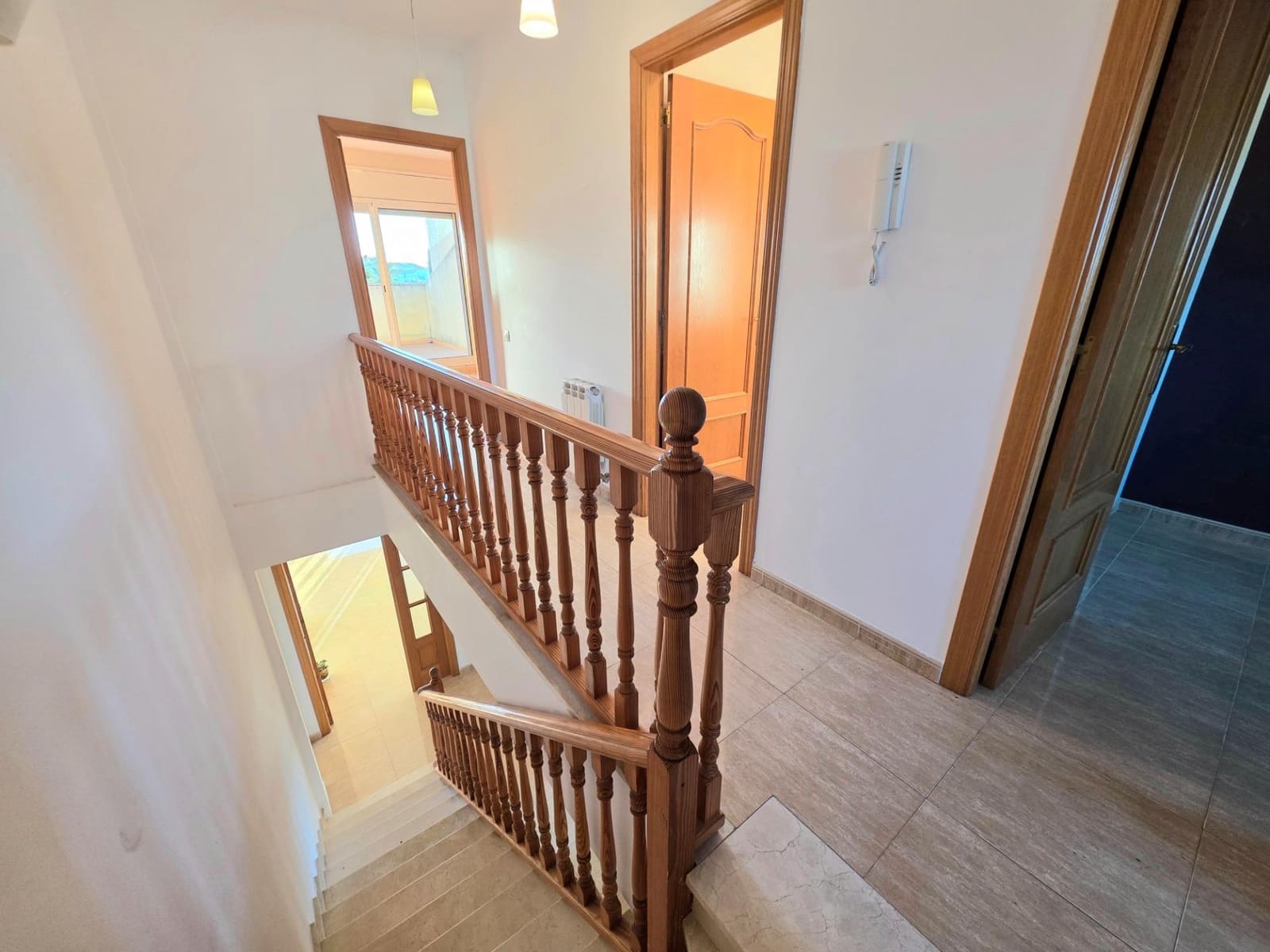 4 Zimmer Reihenhaus zu verkaufen in La Pobla de Montornes mit Garage - 273.000 € (Ref: 9334882)