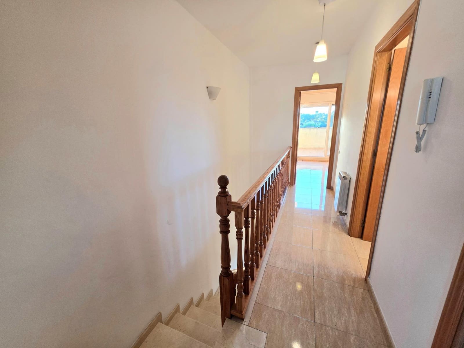 4 Zimmer Reihenhaus zu verkaufen in La Pobla de Montornes mit Garage - 273.000 € (Ref: 9334882)