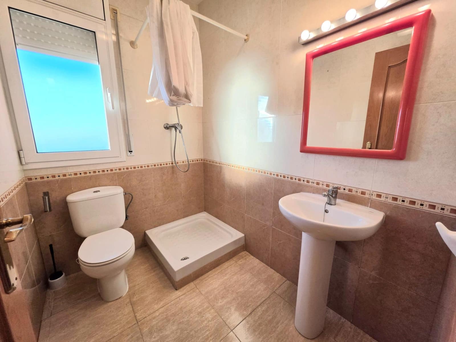 4 Zimmer Reihenhaus zu verkaufen in La Pobla de Montornes mit Garage - 273.000 € (Ref: 9334882)