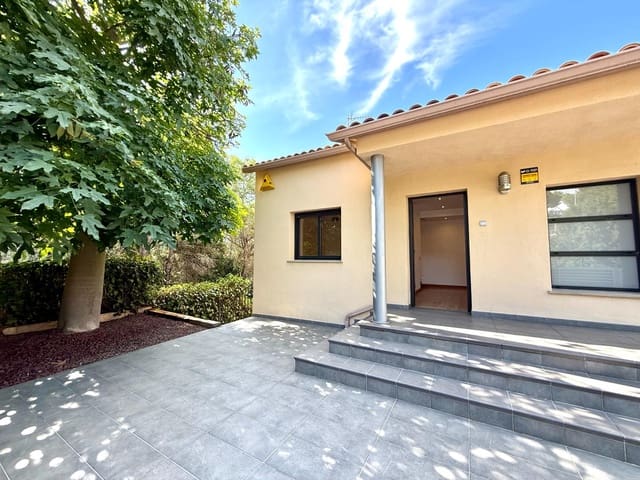 5 slaapkamer Villa te koop in El Vendrell met zwembad garage - € 430.000 (Ref: 9338035)