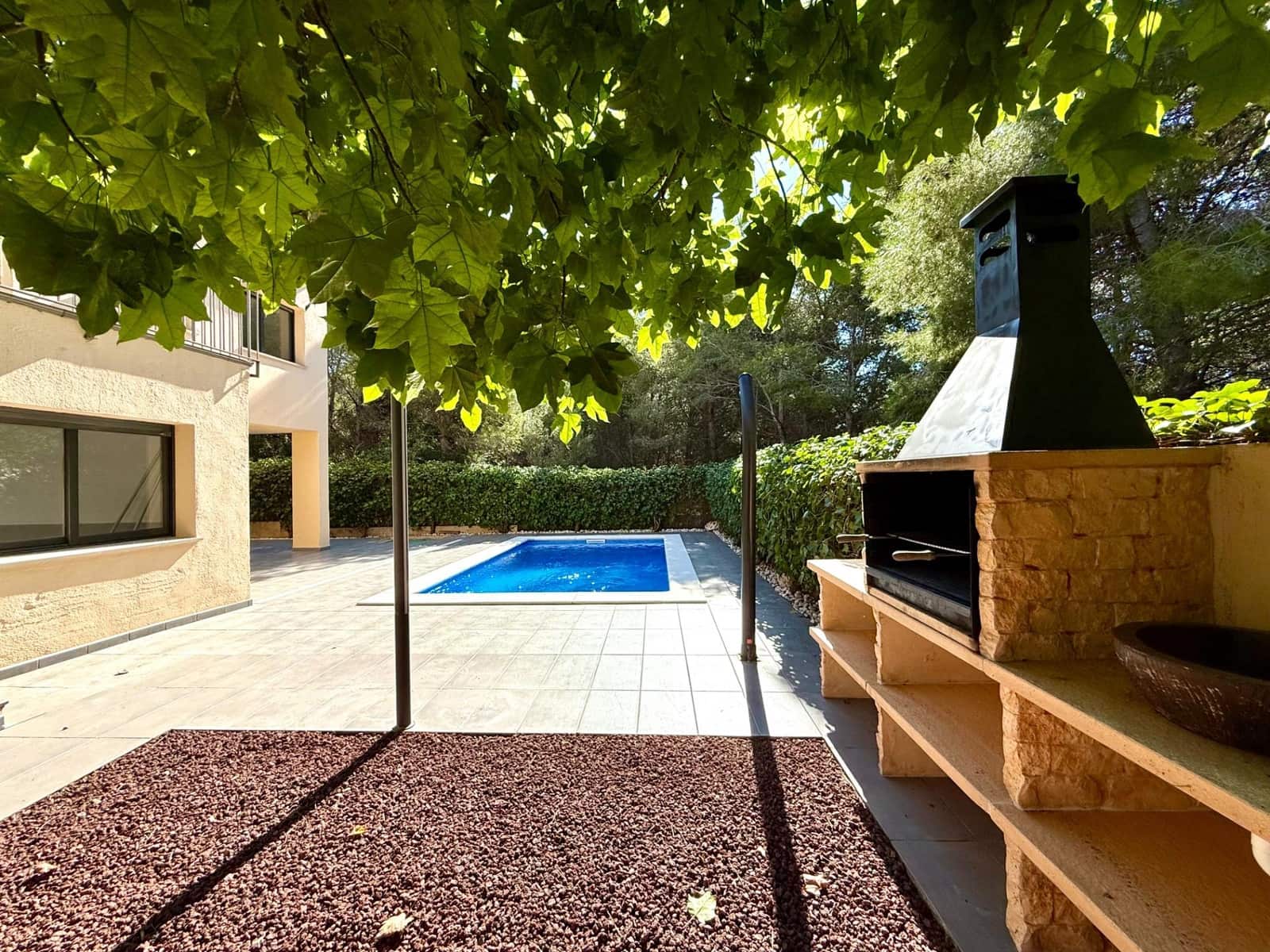 5 sypialnia Willa na sprzedaż w El Vendrell z basenem garażem - 430 000 € (Ref: 9338035)