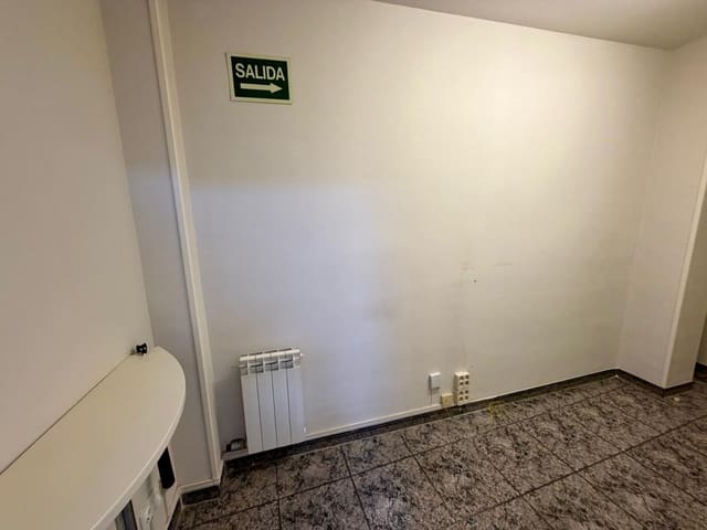 2 sypialnia Mieszkanie na sprzedaż w El Vendrell z garażem - 169 000 € (Ref: 9341138)