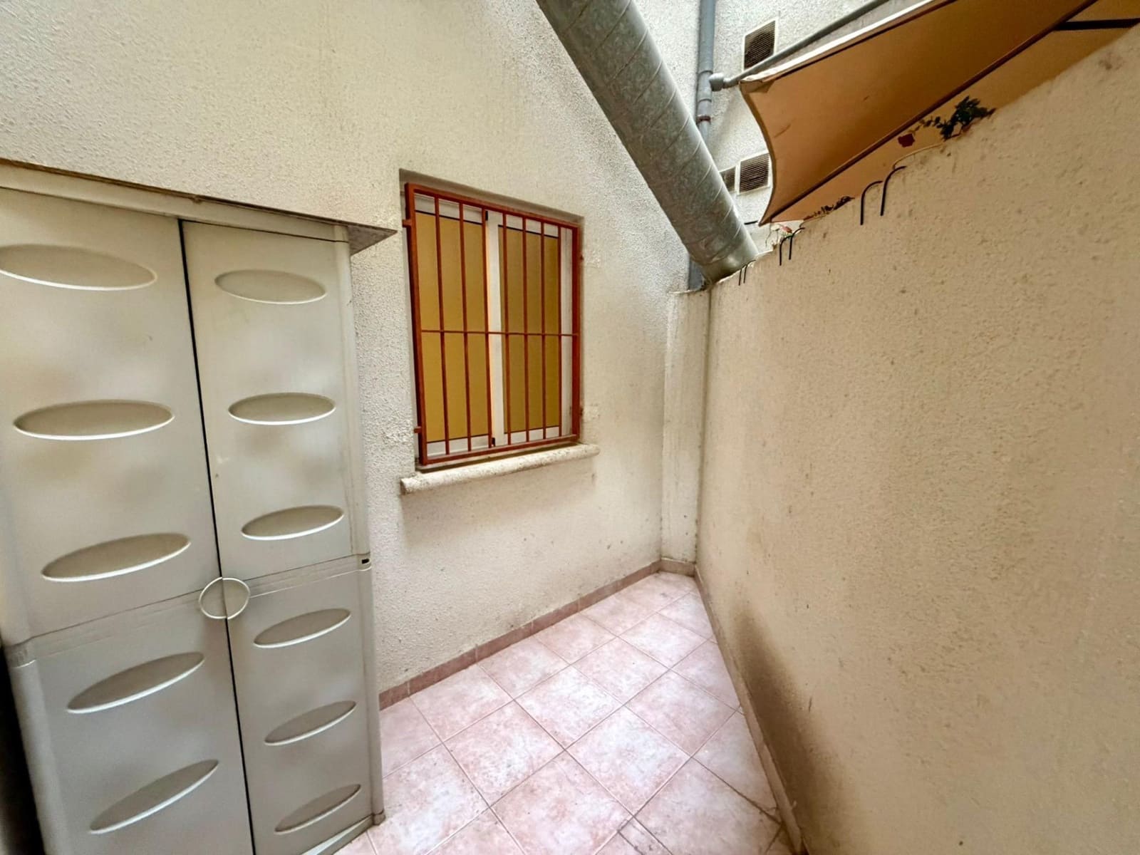 2 bedroom Flat for sale in El Vendrell with garage - € 169,000 (Ref: 9341138)