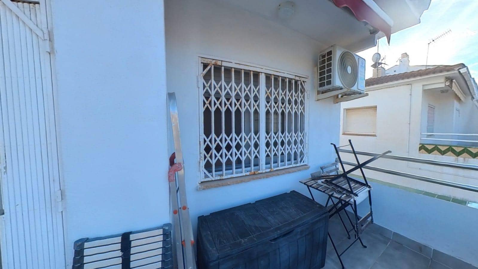 4 makuuhuone Rivitalo myytävänä paikassa Cunit - 325 000 € (Ref: 9341139)