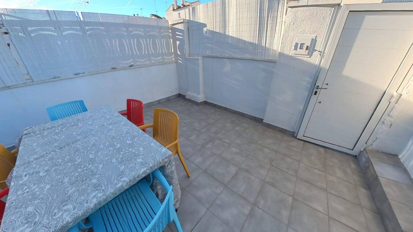 4 makuuhuone Rivitalo myytävänä paikassa Cunit - 325 000 € (Ref: 9341139)