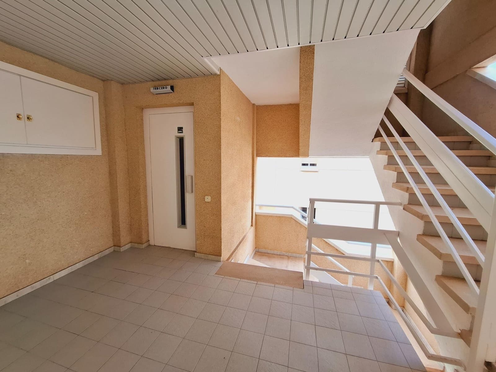 3 sovrum Takvåning till salu i Cunit - 410 000 € (Ref: 9349482)