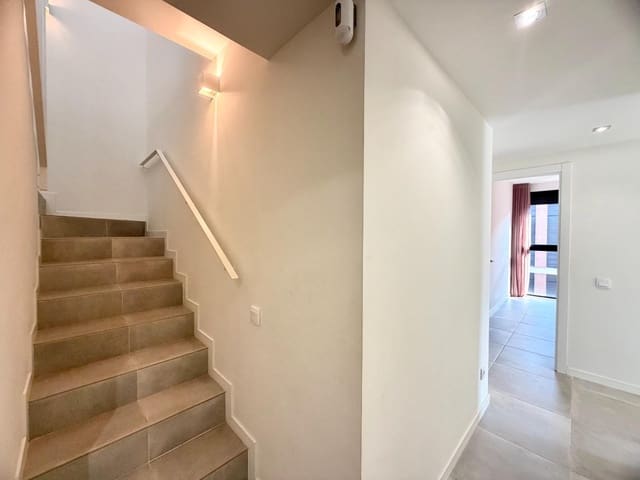 3 soverom Penthouse til salgs i Calafell med svømmebasseng garasje - € 399 500 (Ref: 9349485)