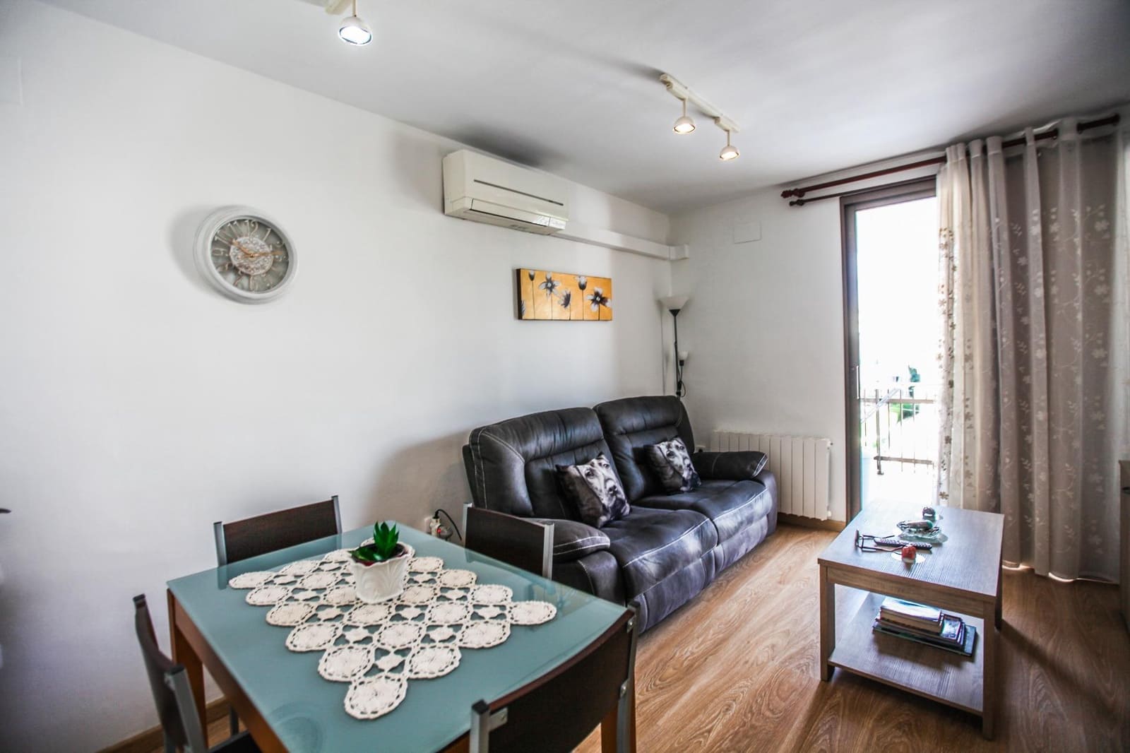 2 bedroom Flat for sale in El Vendrell - € 189,000 (Ref: 9359528)