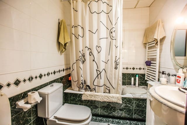 2 bedroom Flat for sale in El Vendrell - € 189,000 (Ref: 9359528)