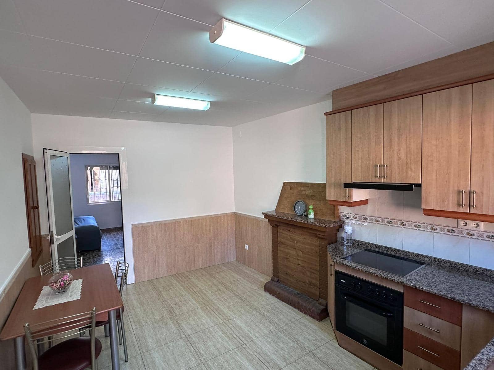 4 bedroom Terraced Villa for sale in Sant Jaume dels Domenys with garage - € 235,000 (Ref: 9373803)