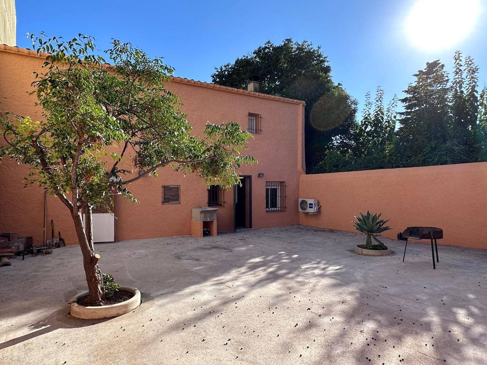 4 bedroom Terraced Villa for sale in Sant Jaume dels Domenys with garage - € 235,000 (Ref: 9373803)