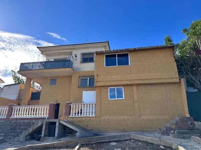 3 soverom Villa til salgs i Segur de Calafell, Calafell med garasje - € 298 000 (Ref: 9378966)