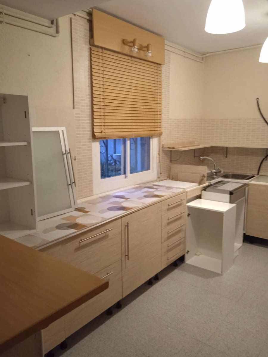 5 bedroom Villa for sale in La Pobla de Montornes - € 265,000 (Ref: 9385545)