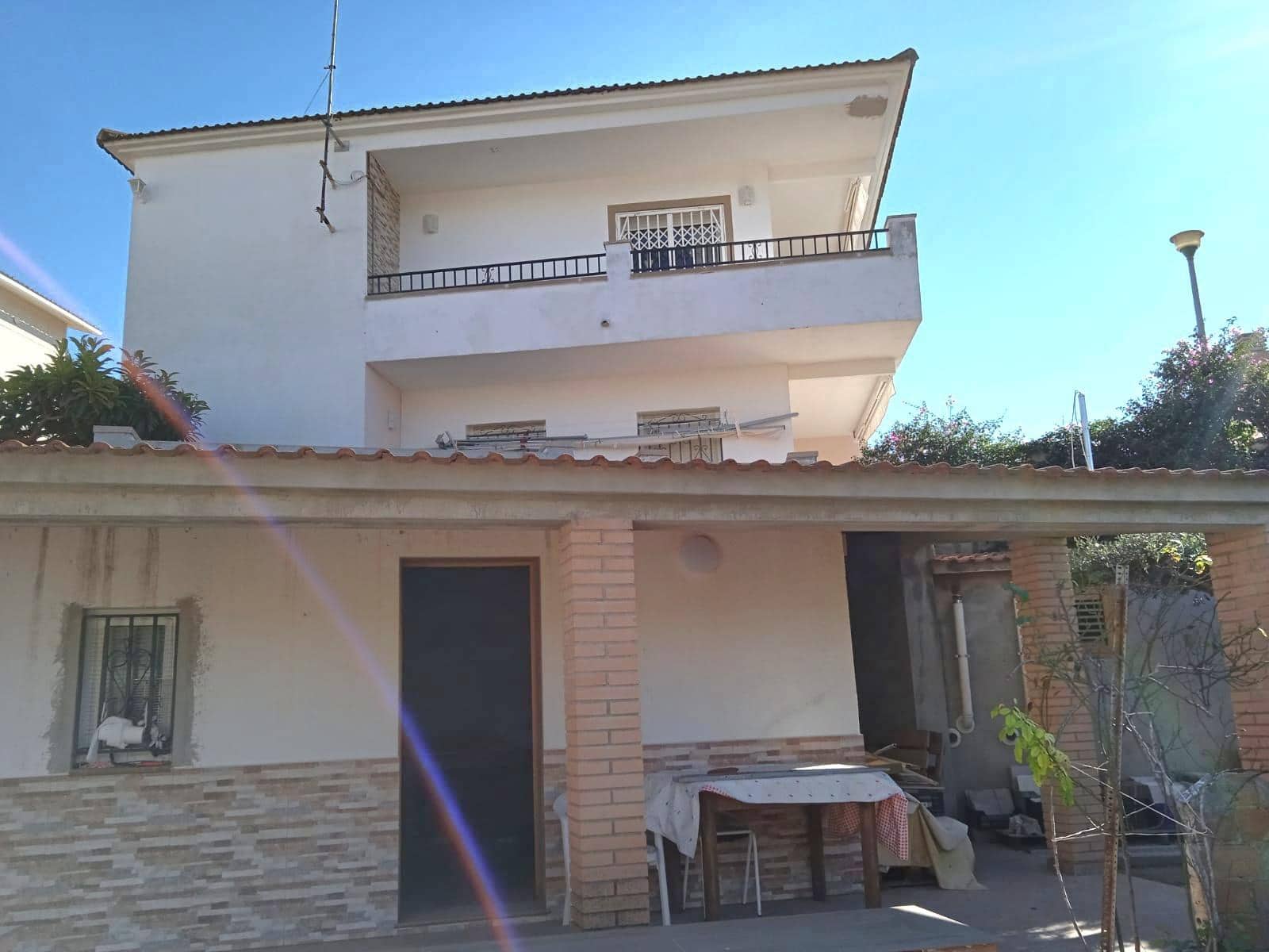 5 bedroom Villa for sale in La Pobla de Montornes - € 265,000 (Ref: 9385545)
