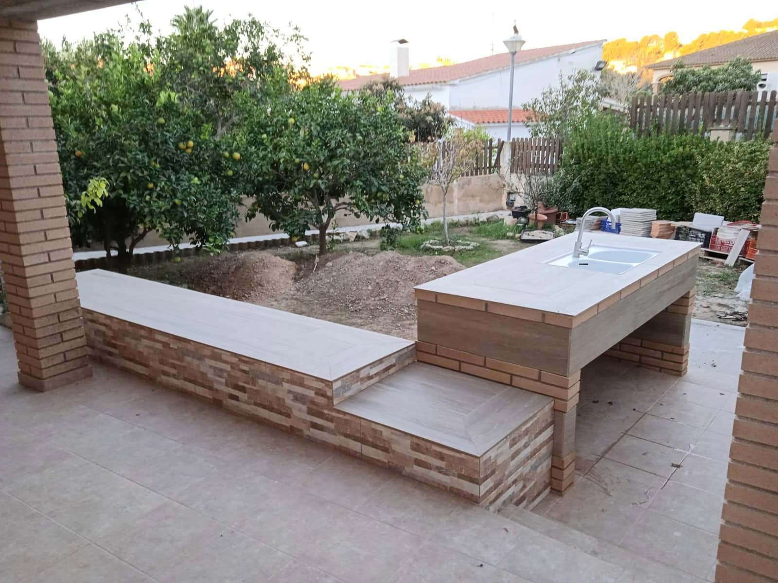 5 bedroom Villa for sale in La Pobla de Montornes - € 265,000 (Ref: 9385545)