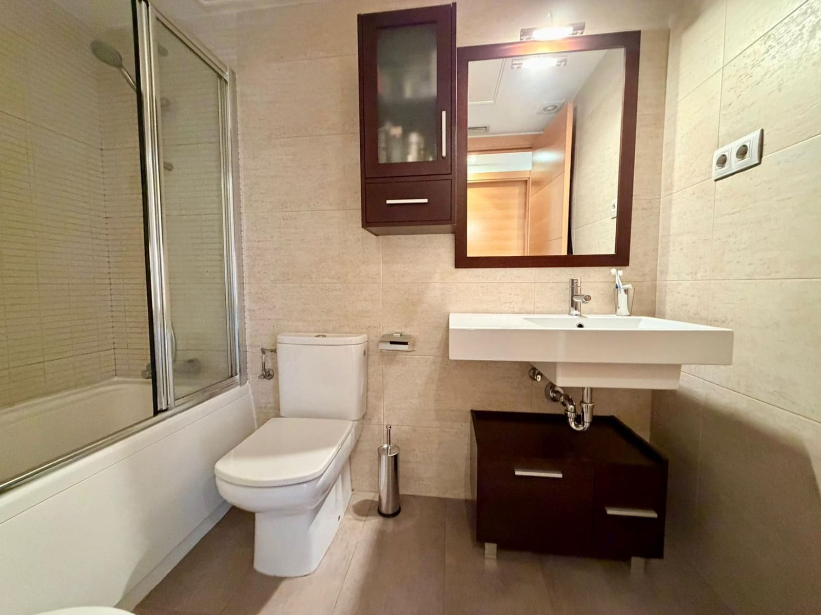 2 bedroom Flat for sale in El Vendrell - € 145,000 (Ref: 9385547)