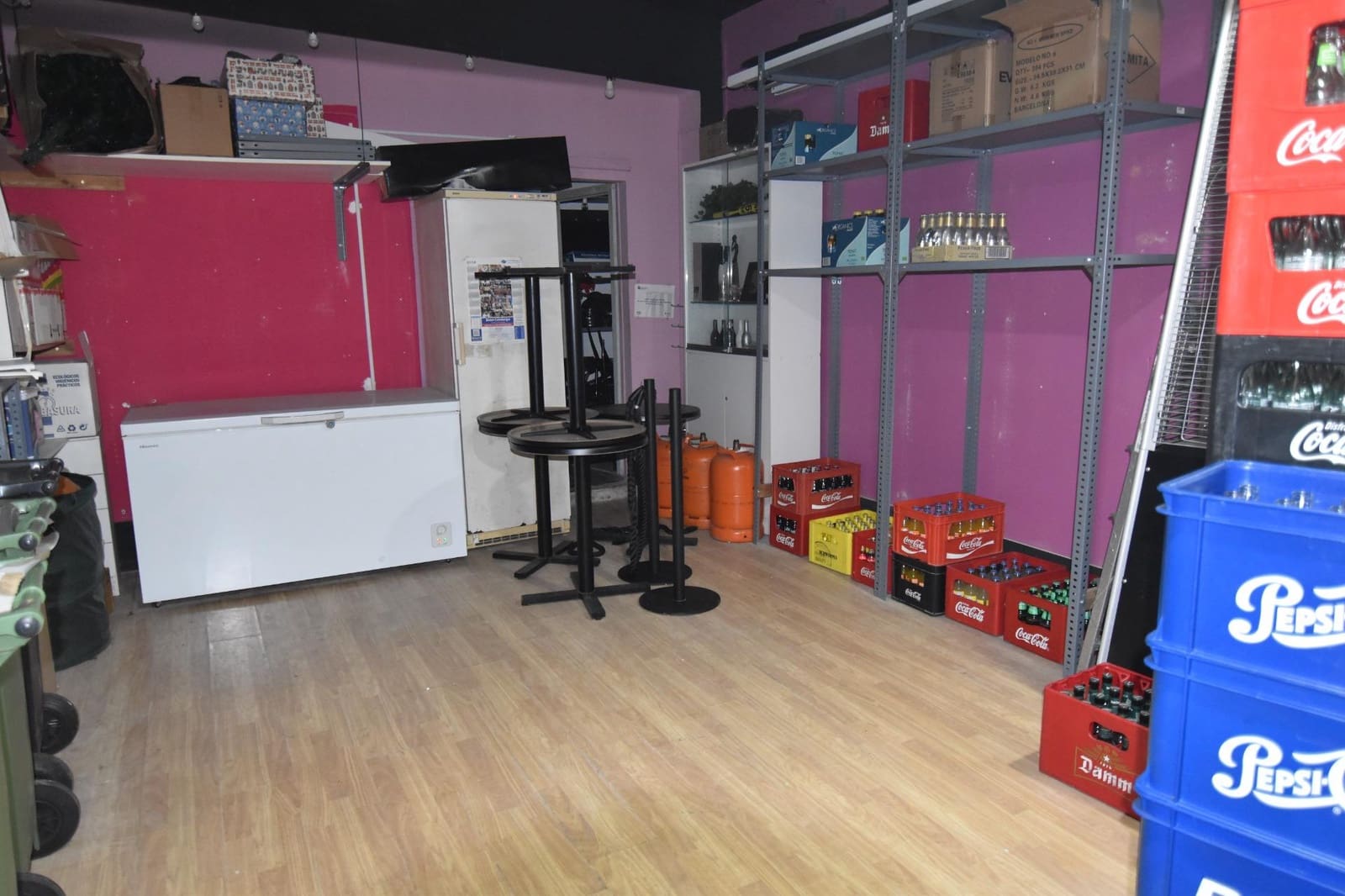 Commercial for sale in Calafell - € 85,000 (Ref: 9385549)