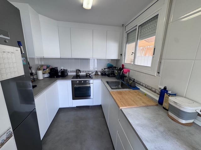 4 bedroom Semi-detached Villa for sale in La Pobla de Montornès with pool garage - € 249,900 (Ref: 9385550)