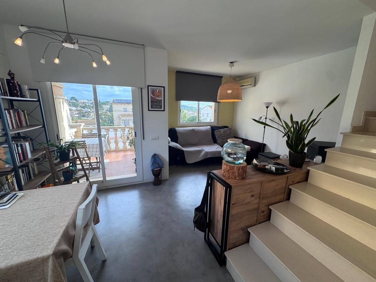 4 makuuhuone Paritalo myytävänä paikassa La Pobla de Montornes mukana uima-altaan 
autotalli - 249 900 € (Ref: 9385550)